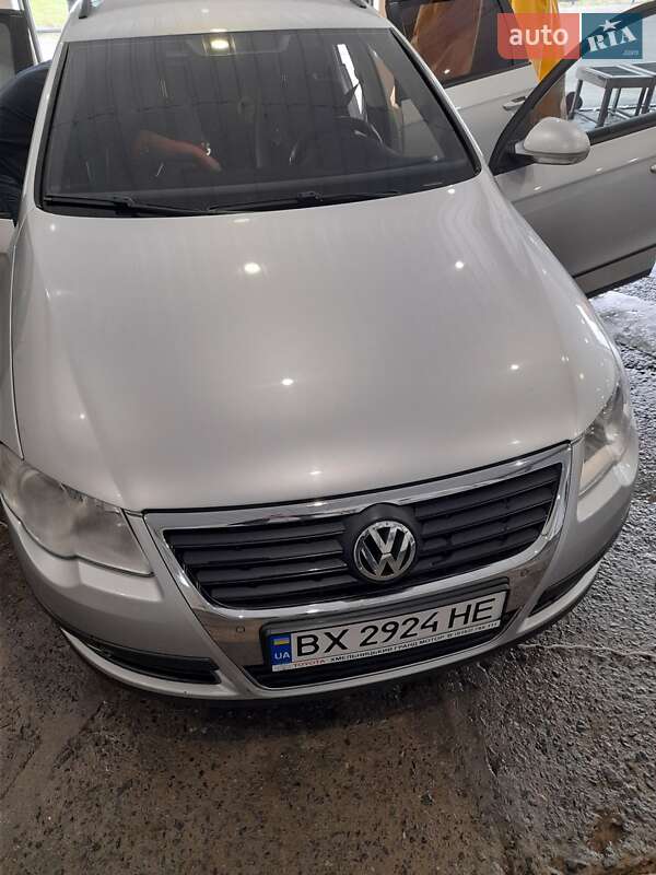 Універсал Volkswagen Passat 2008 в Хмельницькому