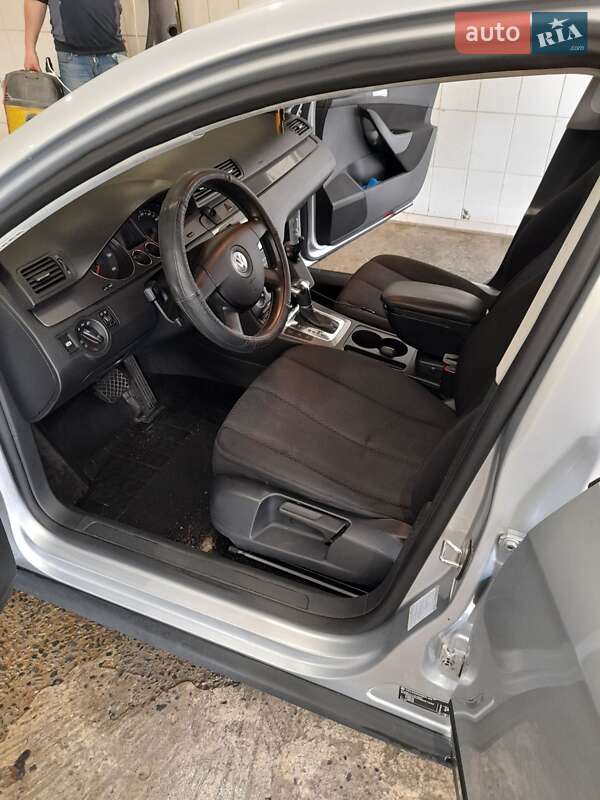 Універсал Volkswagen Passat 2008 в Хмельницькому