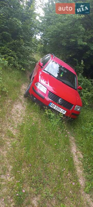 Седан Volkswagen Passat 2002 в Вінниці