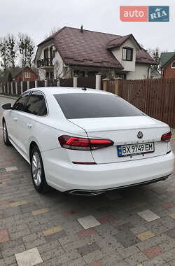 Седан Volkswagen Passat 2020 в Хмельницком