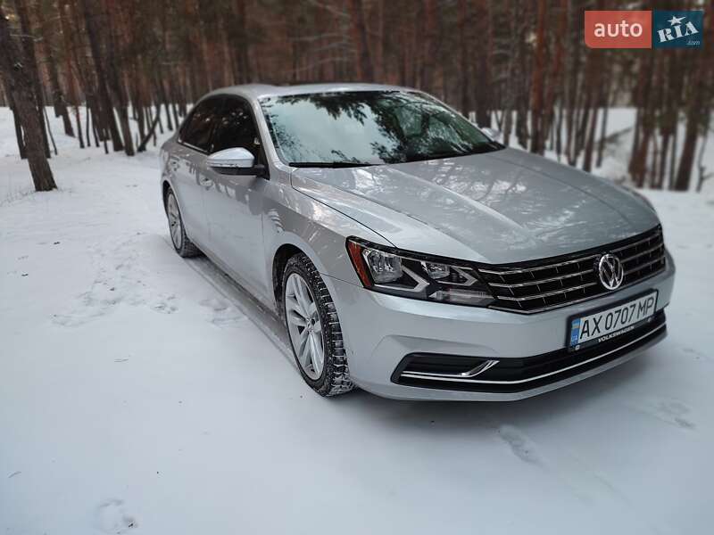 Седан Volkswagen Passat 2018 в Львові