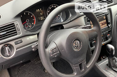 Седан Volkswagen Passat 2013 в Кременчуге