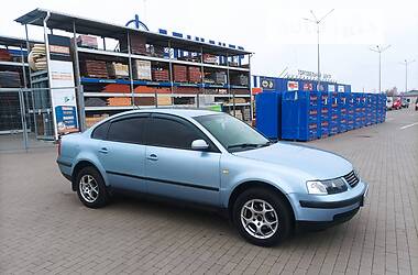 Седан Volkswagen Passat 1999 в Прилуках