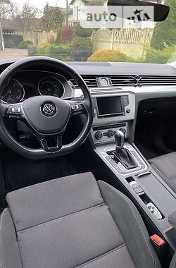 Универсал Volkswagen Passat 2016 в Калуше