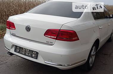 Седан Volkswagen Passat 2013 в Кропивницком