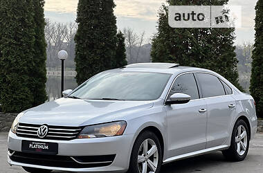 Седан Volkswagen Passat 2012 в Кропивницком