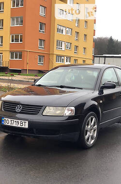 Седан Volkswagen Passat 1998 в Тернополе