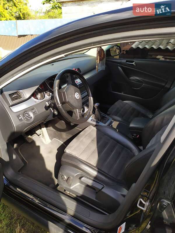 Універсал Volkswagen Passat 2008 в Рокитному