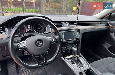 Седан Volkswagen Passat 2016 в 