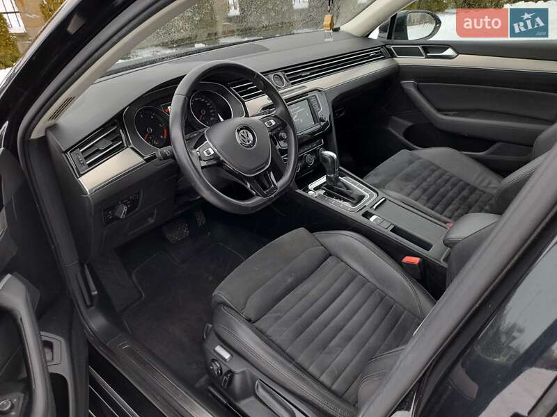 Универсал Volkswagen Passat 2016 в Ковеле фото 30 Универсал Volkswagen Passat 2016 в Ковеле