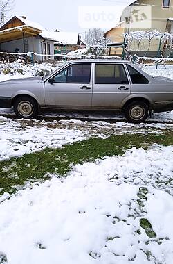 Седан Volkswagen Passat 1986 в Болехові