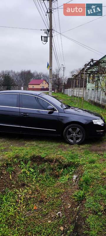 Седан Volkswagen Passat 2005 в Тячеве