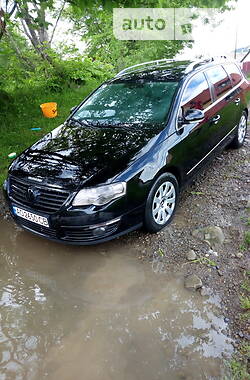 Універсал Volkswagen Passat 2009 в Тячеві