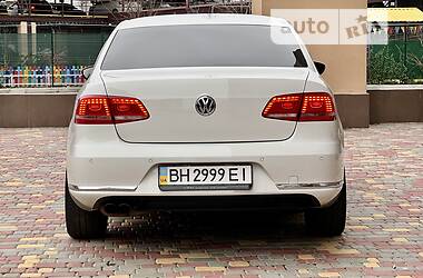 Седан Volkswagen Passat 2013 в 