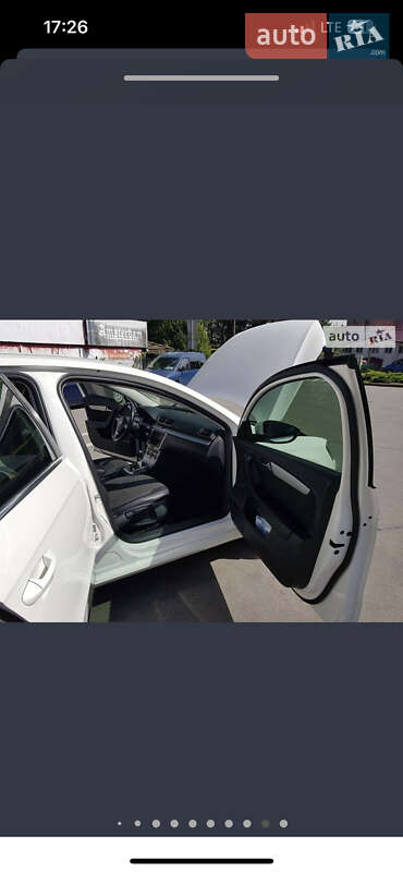 Седан Volkswagen Passat 2012 в Киеве