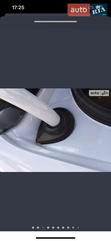 Седан Volkswagen Passat 2012 в Киеве