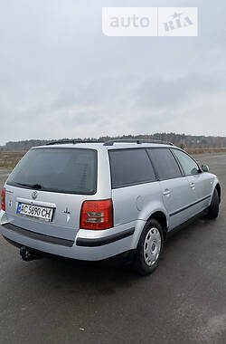 Универсал Volkswagen Passat 1998 в Любешове