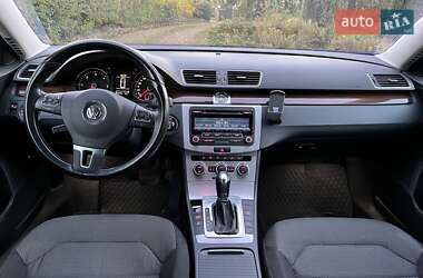 Універсал Volkswagen Passat 2012 в Сумах