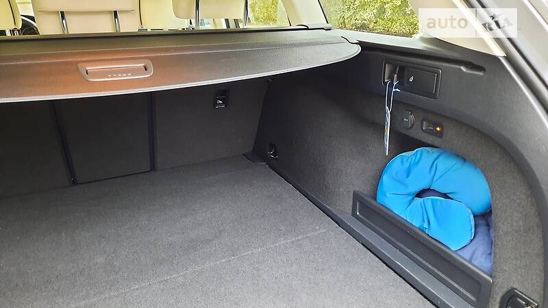 Седан Volkswagen Passat 2015 в Львові