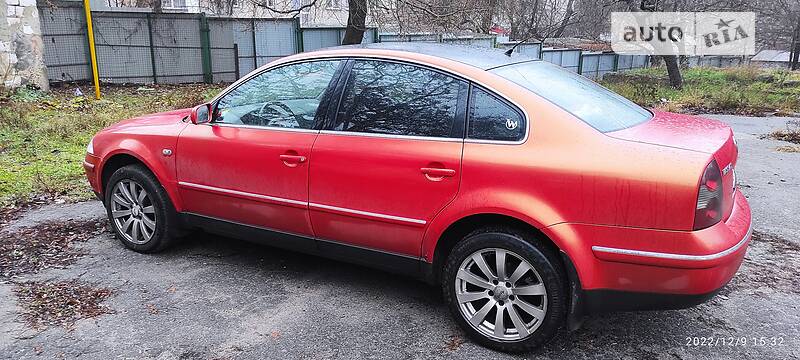 Седан Volkswagen Passat 2003 в Миколаєві