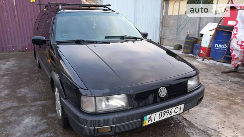 Универсал Volkswagen Passat 1993 в Кагарлыке