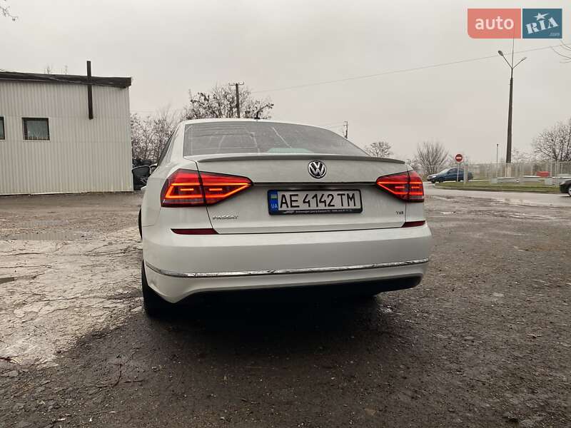 Седан Volkswagen Passat 2016 в Днепре фото 8 Седан Volkswagen Passat 2016 в Днепре