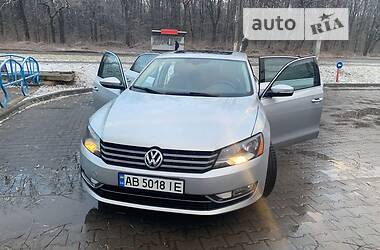 Седан Volkswagen Passat 2012 в Виннице