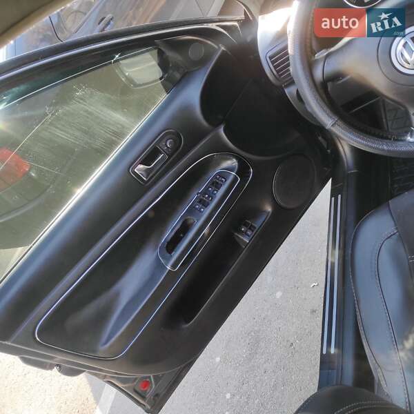 Седан Volkswagen Passat 2002 в Кривом Роге