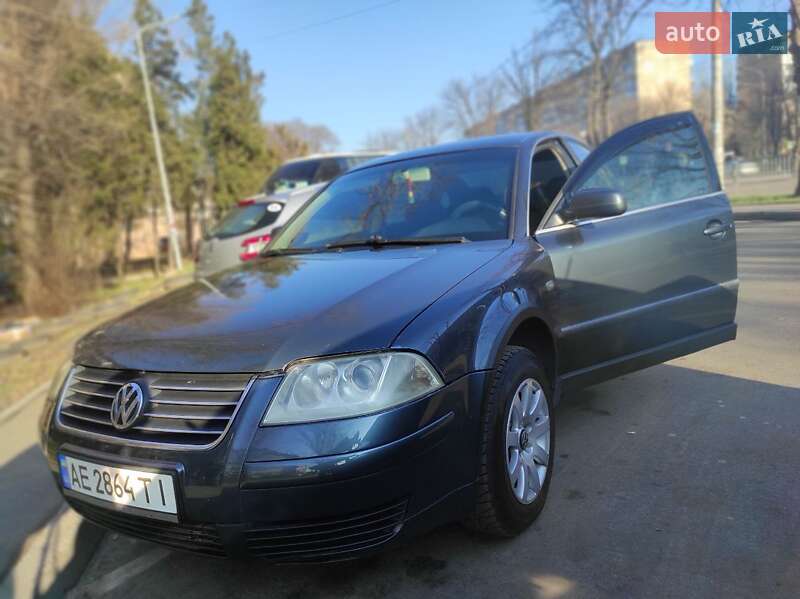 Седан Volkswagen Passat 2002 в Кривом Роге