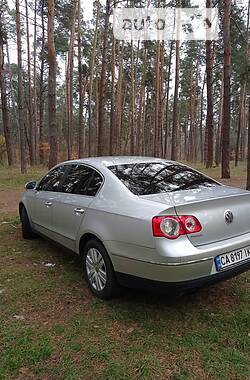 Седан Volkswagen Passat 2006 в Черкассах