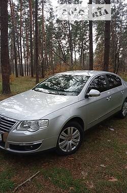 Седан Volkswagen Passat 2006 в Черкассах