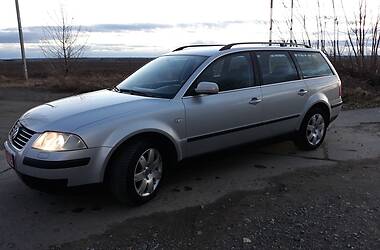 Універсал Volkswagen Passat 2002 в Вишгороді