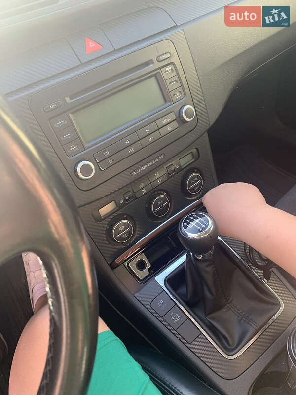 Універсал Volkswagen Passat 2005 в Броварах