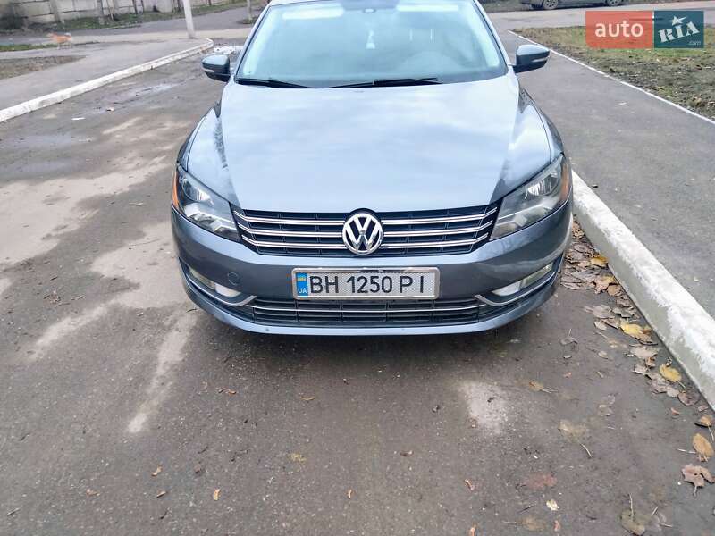 Седан Volkswagen Passat 2014 в Ізмаїлі
