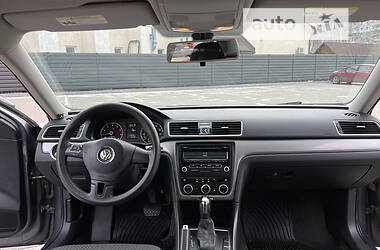 Седан Volkswagen Passat 2011 в Черкасах