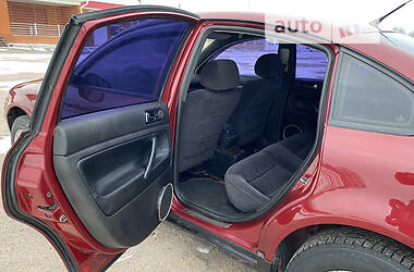 Седан Volkswagen Passat 2000 в 