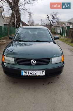 Седан Volkswagen Passat 1997 в Килии