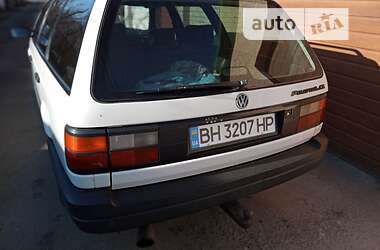 Универсал Volkswagen Passat 1988 в Измаиле