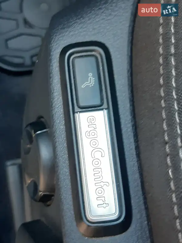 Volkswagen Passat 2016 VIN WVWZZZ3CZGE165980 фото оголошення 15 з 63