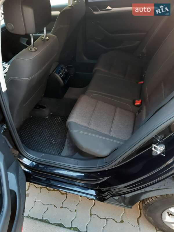 Универсал Volkswagen Passat 2016 в Ужгороде