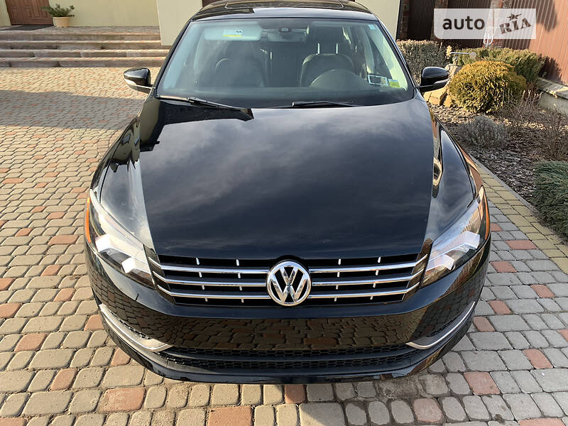 Седан Volkswagen Passat 2014 в Львове