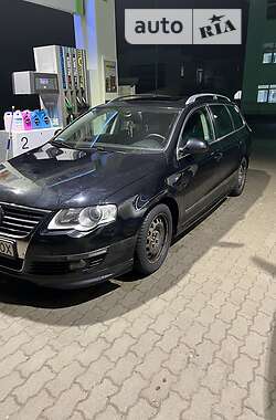 Універсал Volkswagen Passat 2009 в Яворові