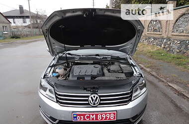 Универсал Volkswagen Passat 2012 в Луцке