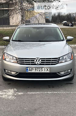 Седан Volkswagen Passat 2012 в Запоріжжі