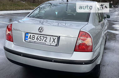 Седан Volkswagen Passat 2001 в Виннице