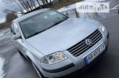 Седан Volkswagen Passat 2001 в Виннице