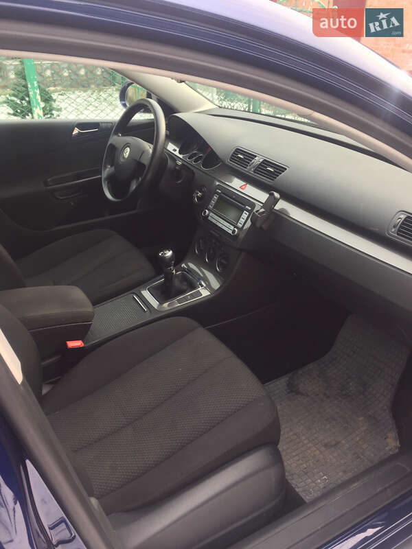 Універсал Volkswagen Passat 2008 в Жмеринці