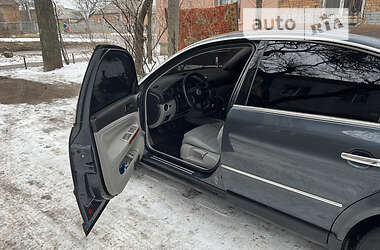 Седан Volkswagen Passat 2003 в Харькове