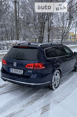 Универсал Volkswagen Passat 2013 в Черновцах