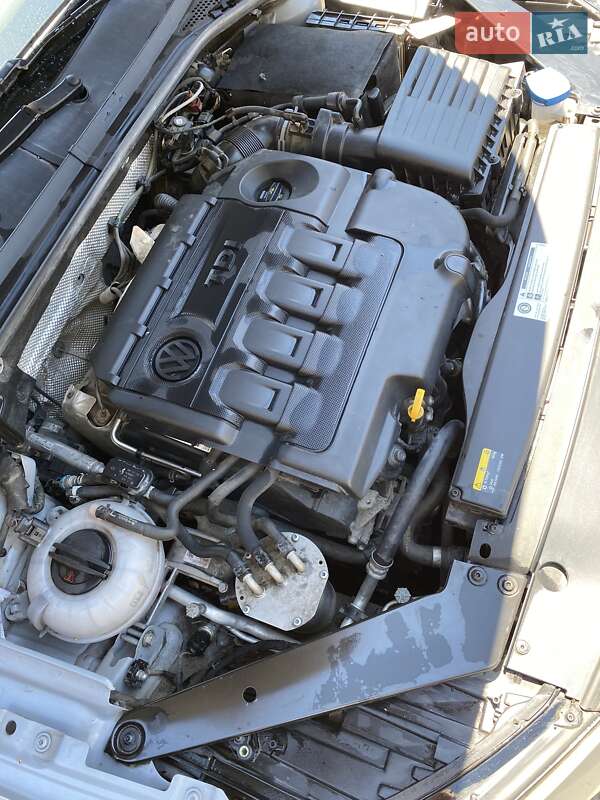 Седан Volkswagen Passat 2017 в Дніпрі